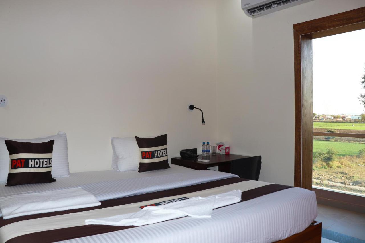 Pat Hotels Indore Exterior photo