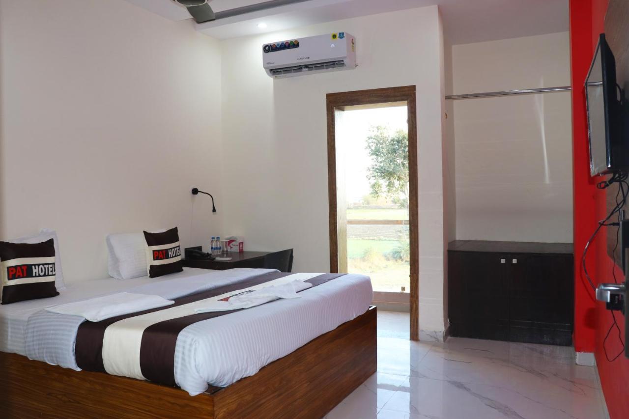 Pat Hotels Indore Exterior photo