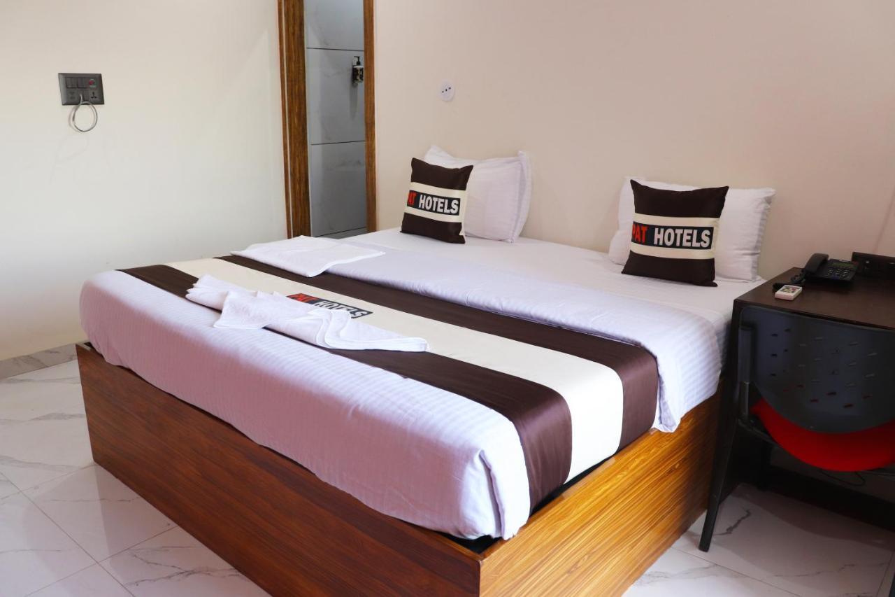 Pat Hotels Indore Exterior photo