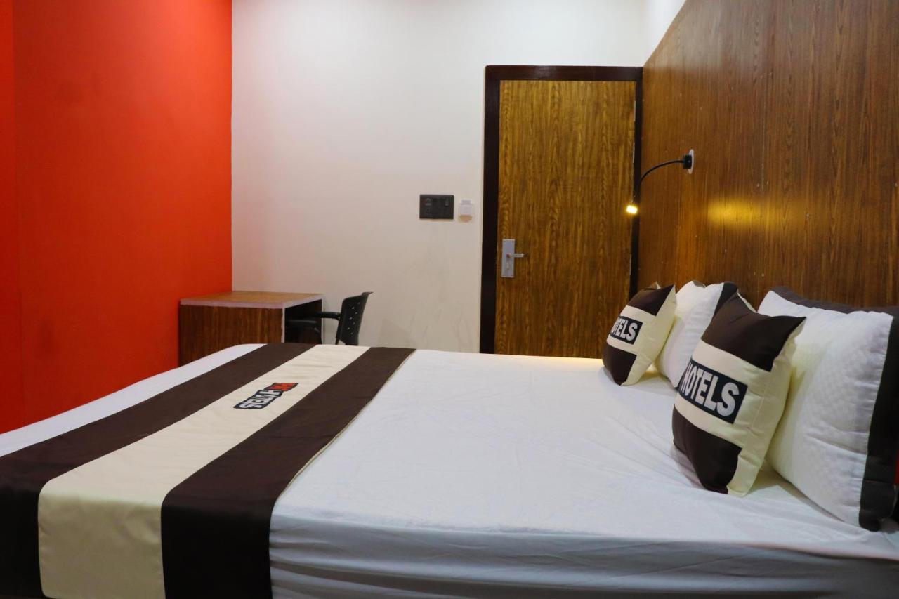 Pat Hotels Indore Exterior photo